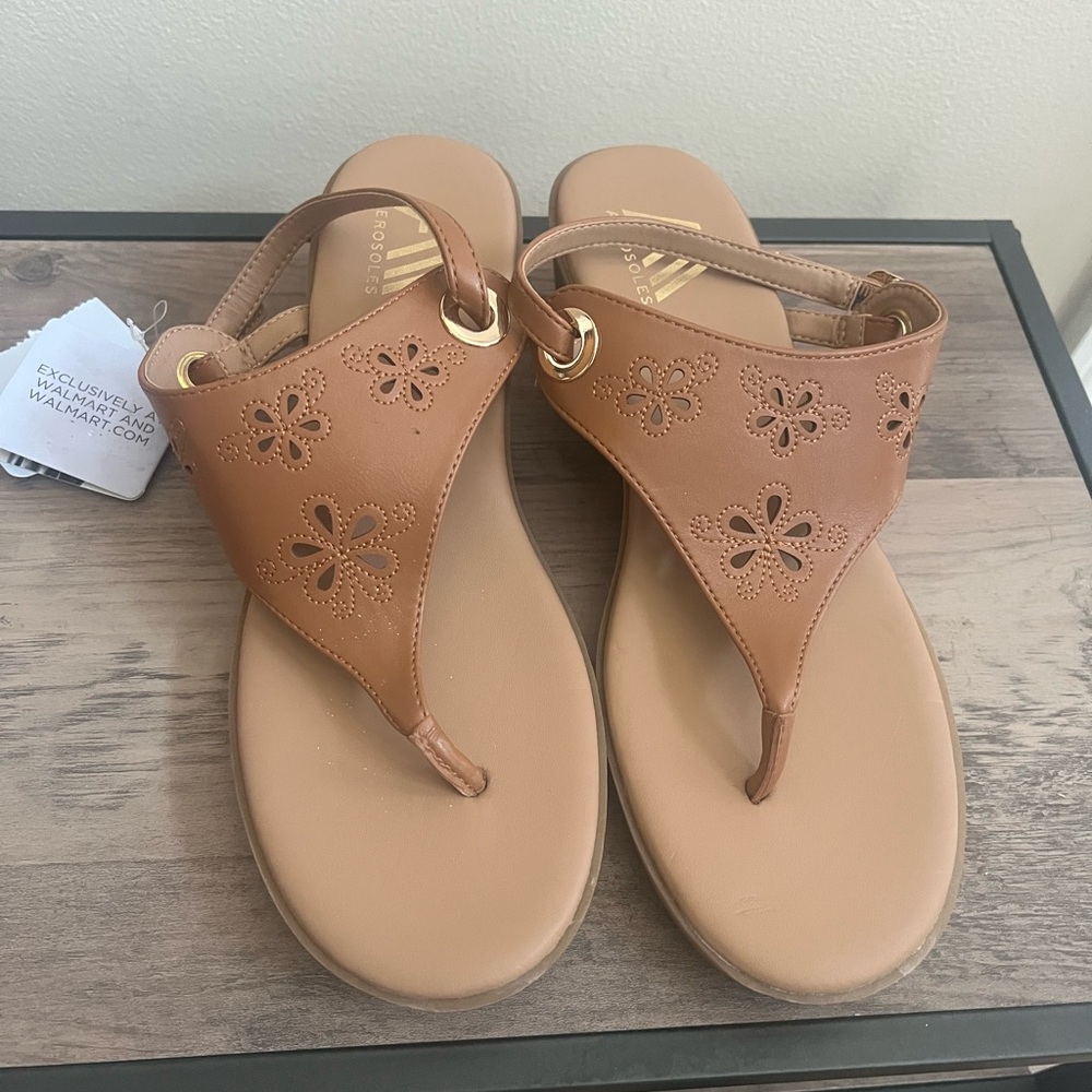 AEROSOLES Cognac Tan Wedge Thong Sandals with Floral Cutouts - Picture 2 of 3